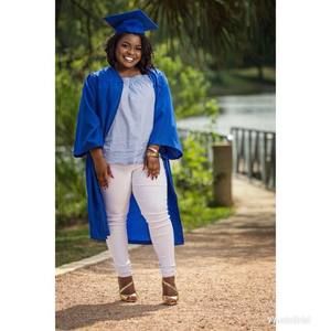 Meet your Posher, Alysia